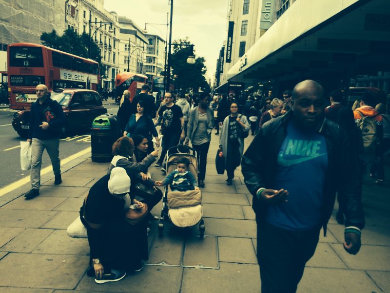 london-people-crowd